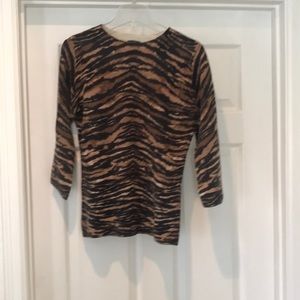 Pure cashmere with a pattern